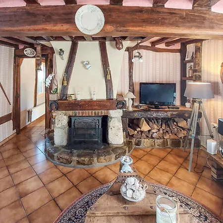 Pet Friendly In Touffreville Prázdninový dům Touffreville (Eure)