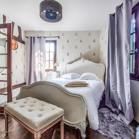 Pet Friendly In Touffreville Dom wakacyjny