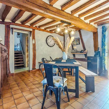 2 Bedroom Lovely In Touffreville * Touffreville (Eure)